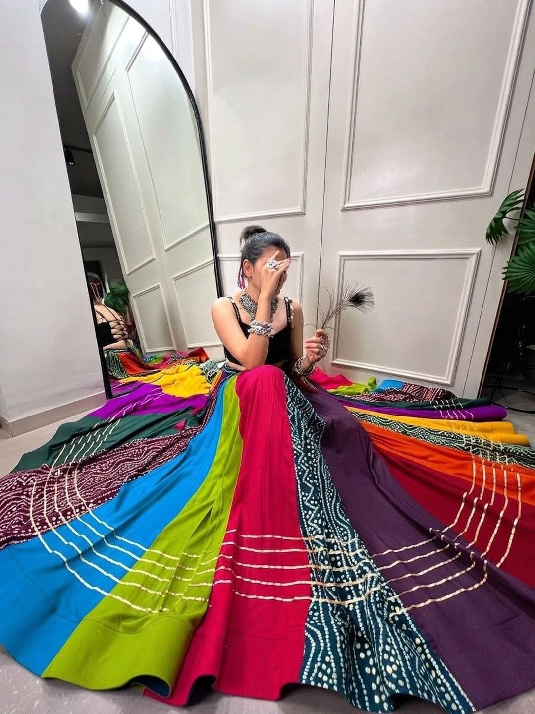 Anouk Semi-Stitched Lehenga & thumbnail 5