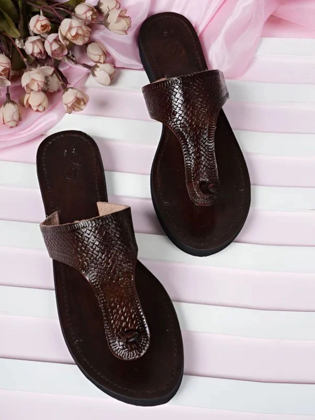 Urbanic India Women One Toe Flats - view 1