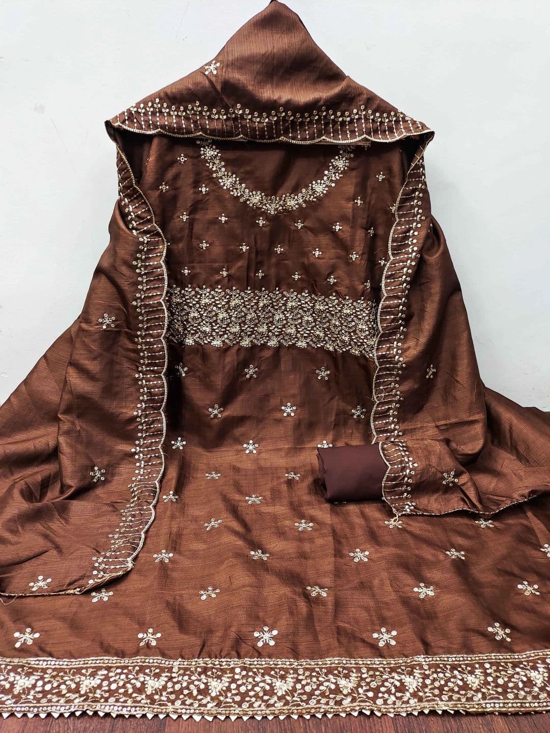 HERE&NOW Embellished Semi-Stitched Dress Material thumbnail 3
