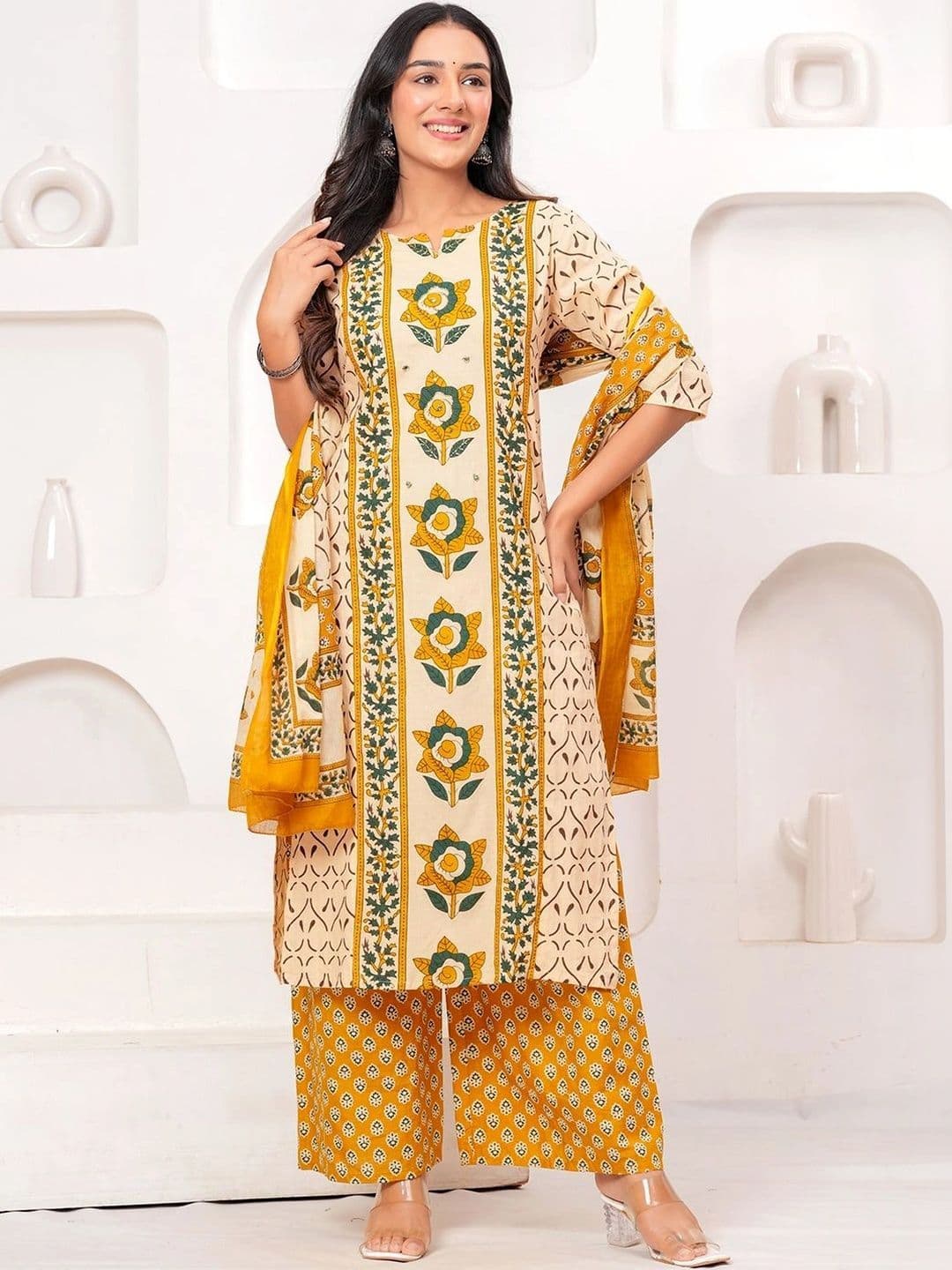 Anouk Women Floral Printed Regular Pure Cotton Kurta with Palazzos & With Dupatta thumbnail 6