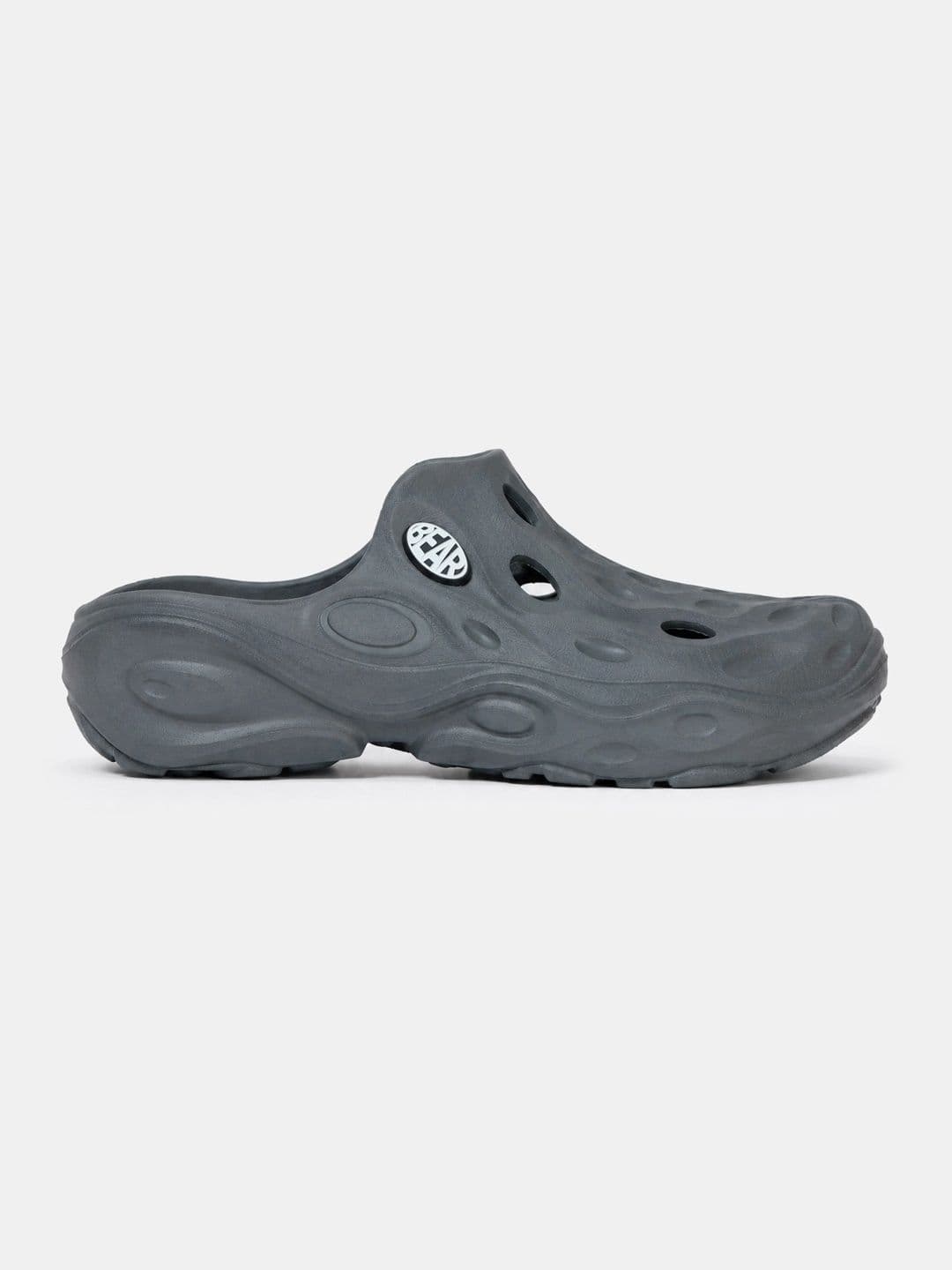 THE BEAR HOUSE Men Solid Dark Grey Slip-On Clogs thumbnail 5