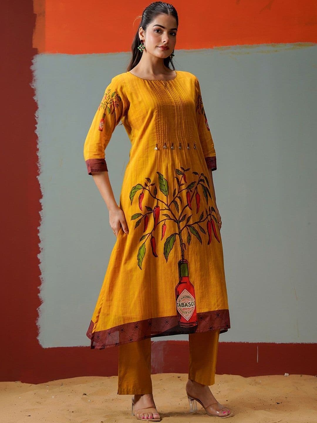 Varanga Women Printed Panelled Kurta with Trousers thumbnail 3