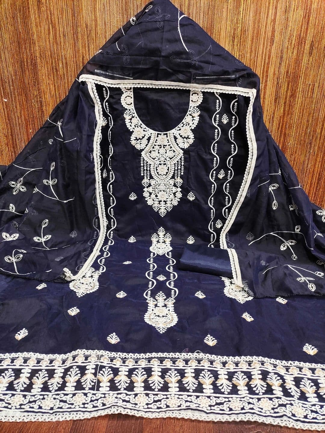 HERE&NOW Embellished Semi-Stitched Dress Material thumbnail 2
