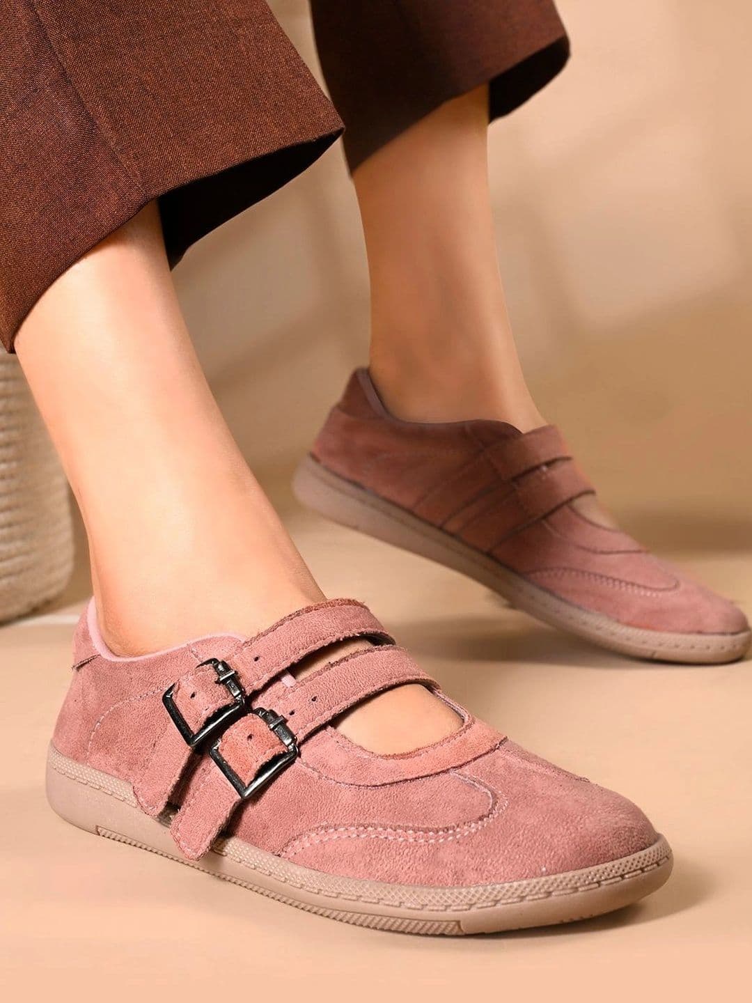 JM Looks Women Sneakers - view 1