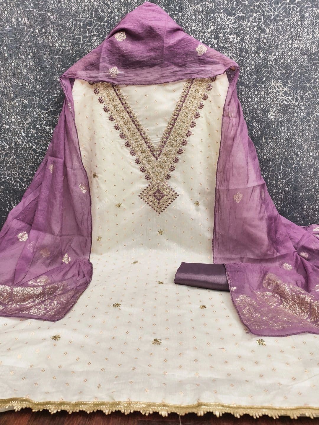 HERE&NOW Embroidered Semi-Stitched Dress Material thumbnail 2
