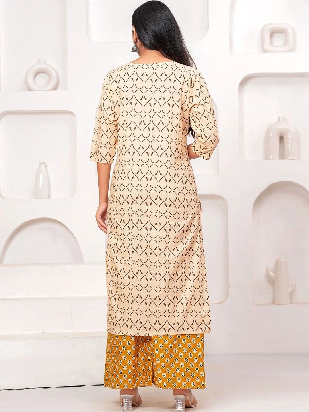 Anouk Women Floral Printed Regular Pure Cotton Kurta with Palazzos & With Dupatta thumbnail 4