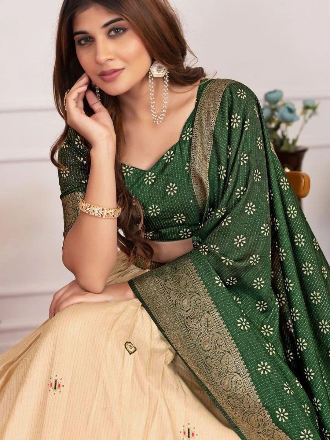 Anouk Semi-Stitched Lehenga & Blouse Taping thumbnail 3
