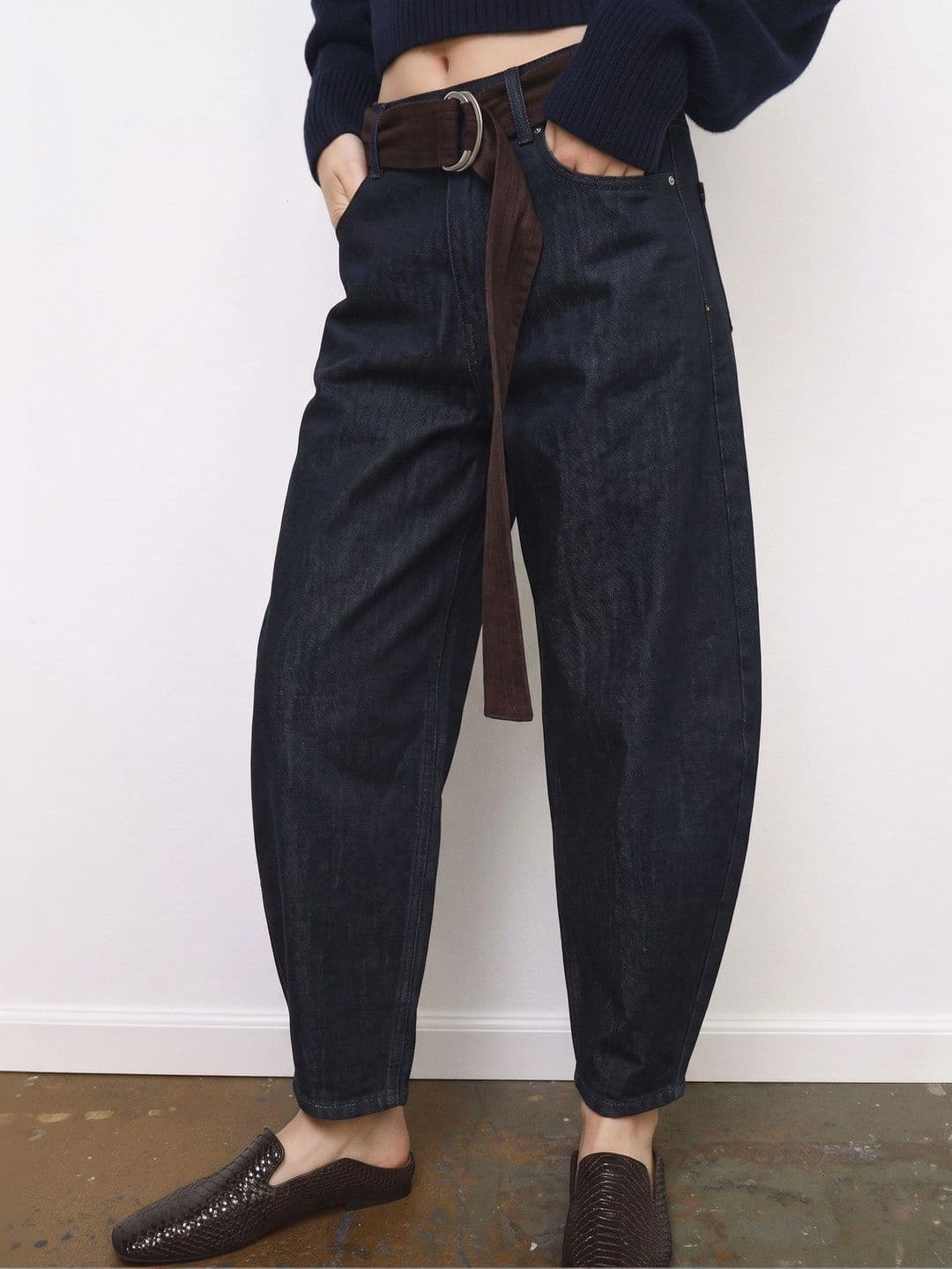 dolsia Women High-Rise Coated Stretchable Jeans thumbnail 3
