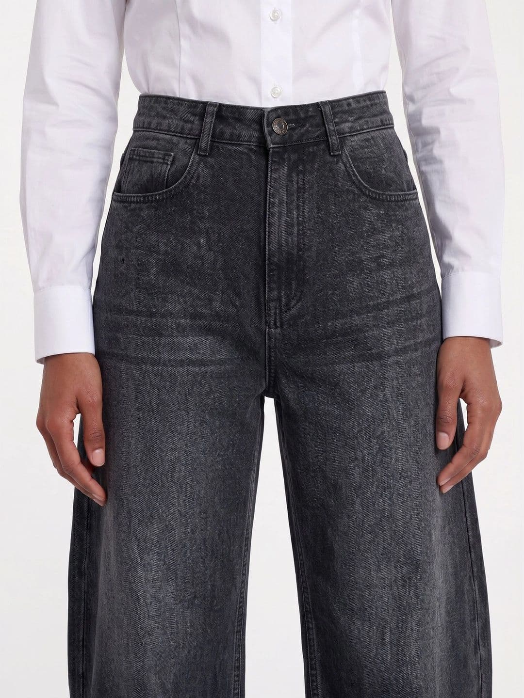 dolsia Women High-Rise Stretchable Jeans thumbnail 2