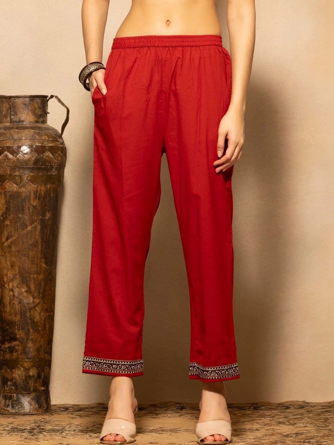 Sabhyata Women Ethnic Motifs Embroidered Regular Thread Work Kurta with Trousers & With Dupatta thumbnail 2