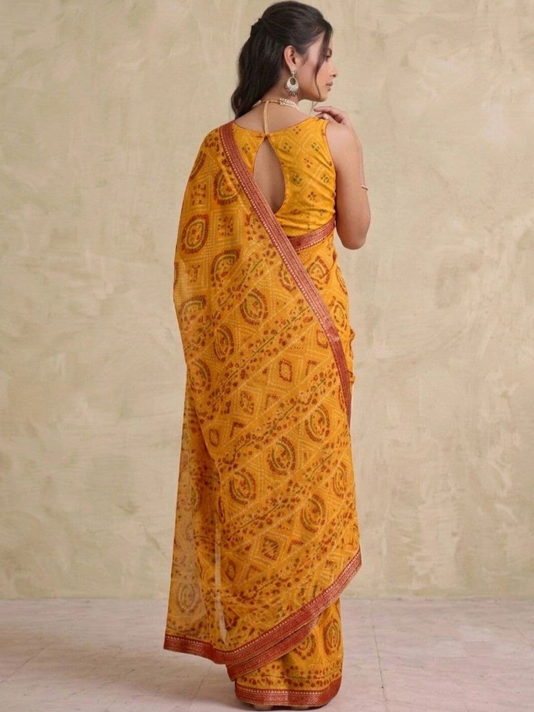SAARA Ethnic Motifs Pure Georgette Saree thumbnail 7