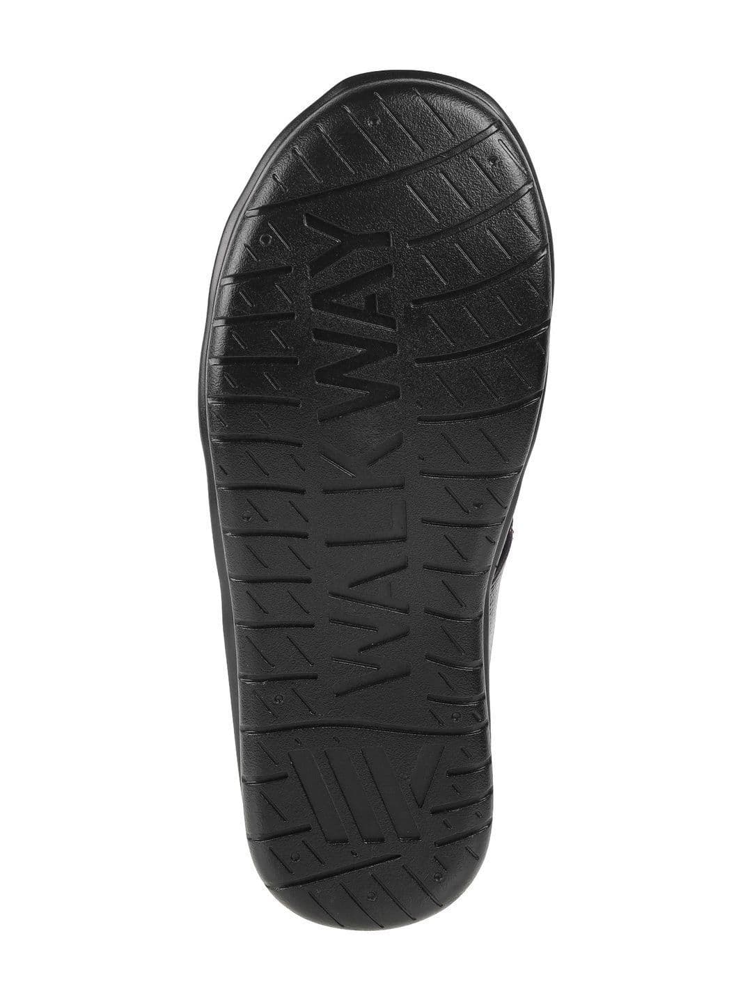 WALKWAY by Metro Men Slip-On thumbnail 4