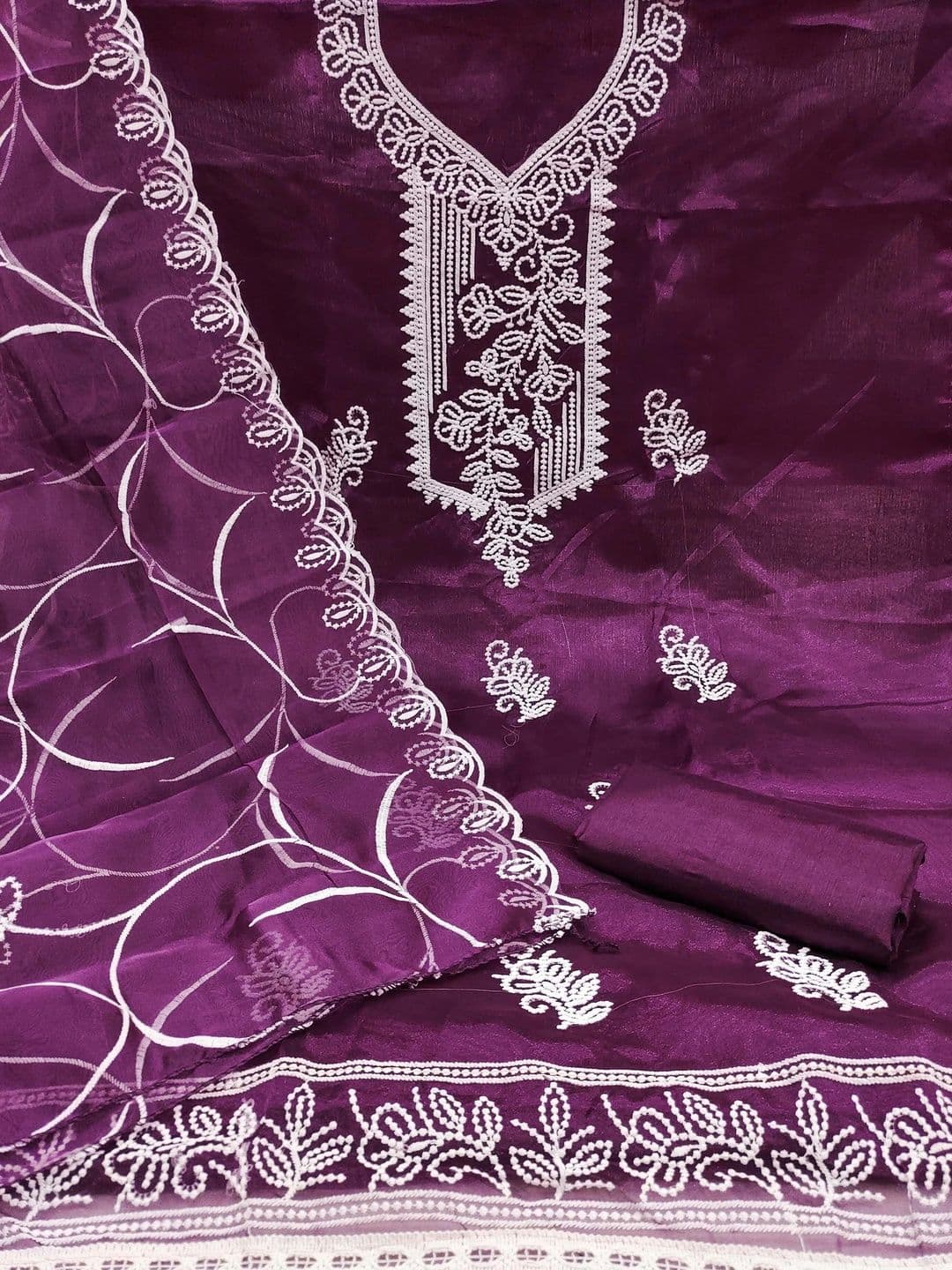 HERE&NOW Embroidered Organza Semi-Stitched Dress Material thumbnail 3