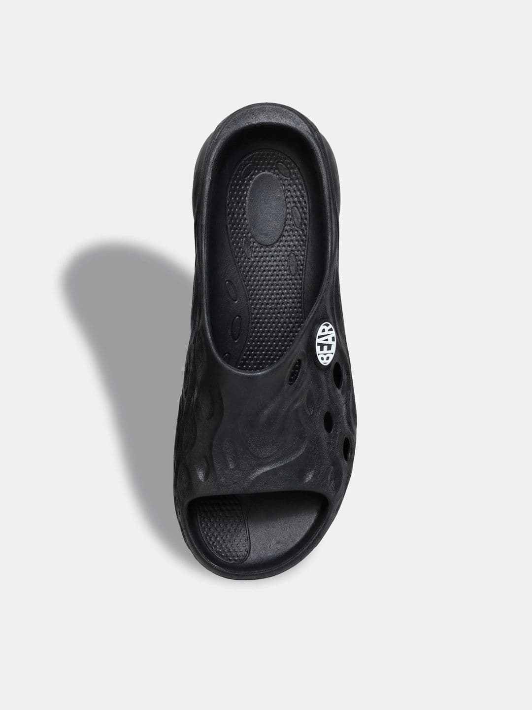 THE BEAR HOUSE Men Solid Black Open-Toe Slip-On Sliders thumbnail 5
