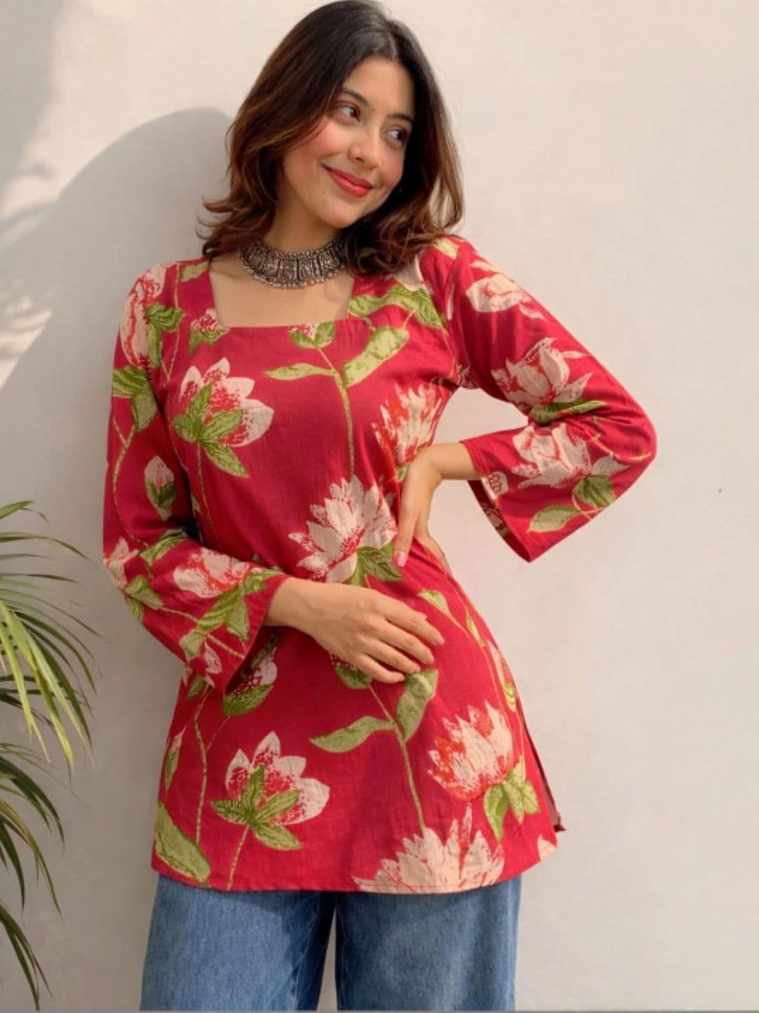 Zyla Women Floral Printed Flared Sleeves Floral Kurta thumbnail 3