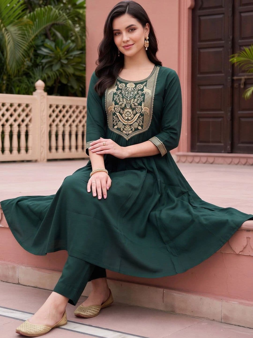Indo Era Women Ethnic Motifs Embroidered Empire Thread Work Kurta with Trousers thumbnail 2