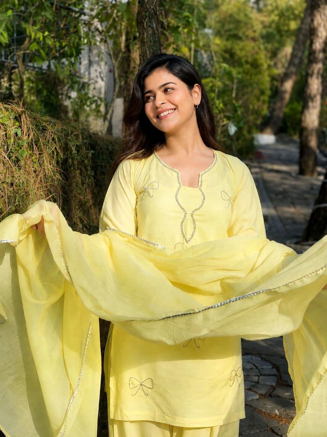 TWINS LADY Women Embroidered Regular Thread Work Kurta with Patiala & With Dupatta thumbnail 5