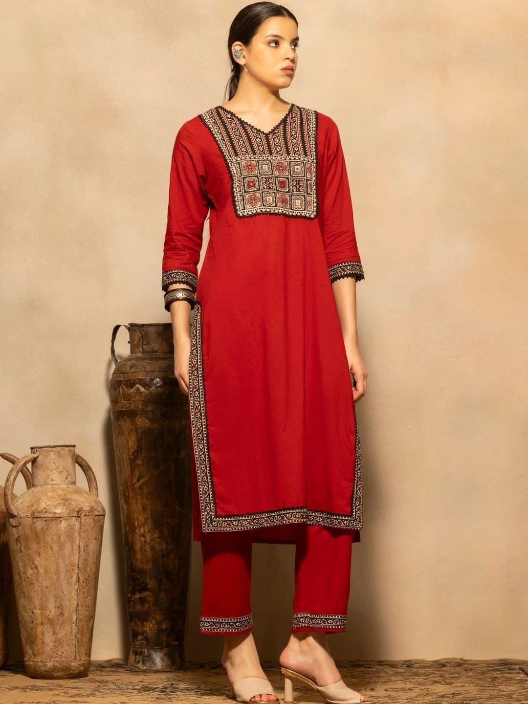 Sabhyata Women Ethnic Motifs Embroidered Regular Thread Work Kurta with Trousers & With Dupatta thumbnail 5