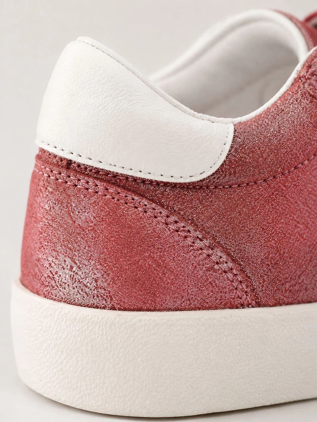 Suo Women Textured Leather Sneakers thumbnail 7