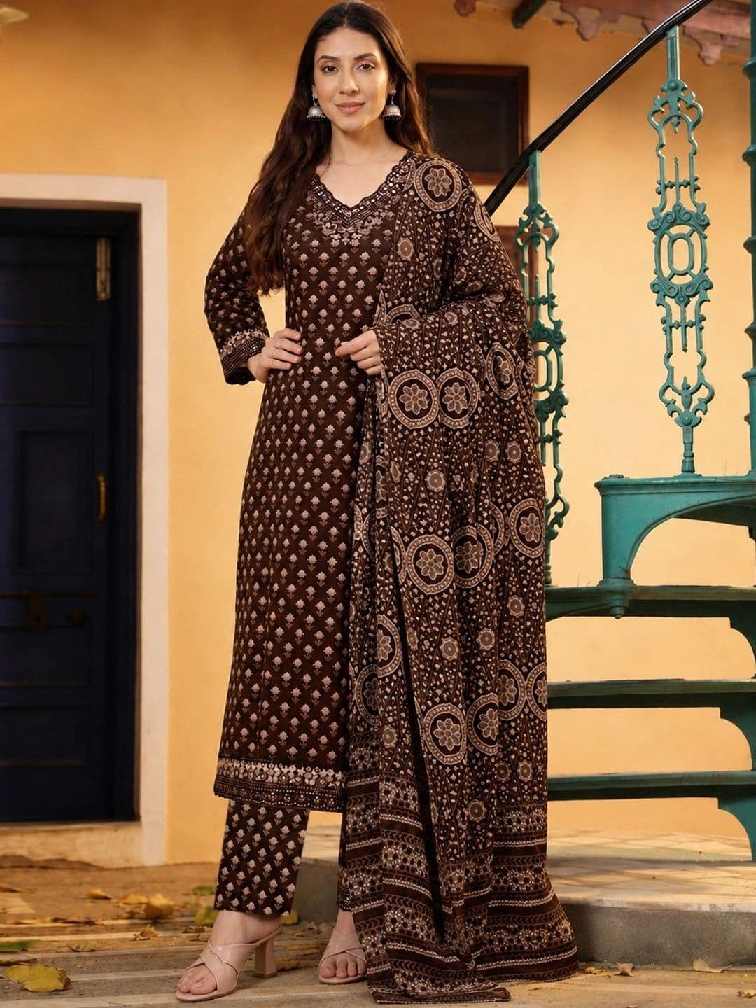Anouk Women Ethnic Motifs Printed Regular Kurta with Trousers & With Dupatta thumbnail 2