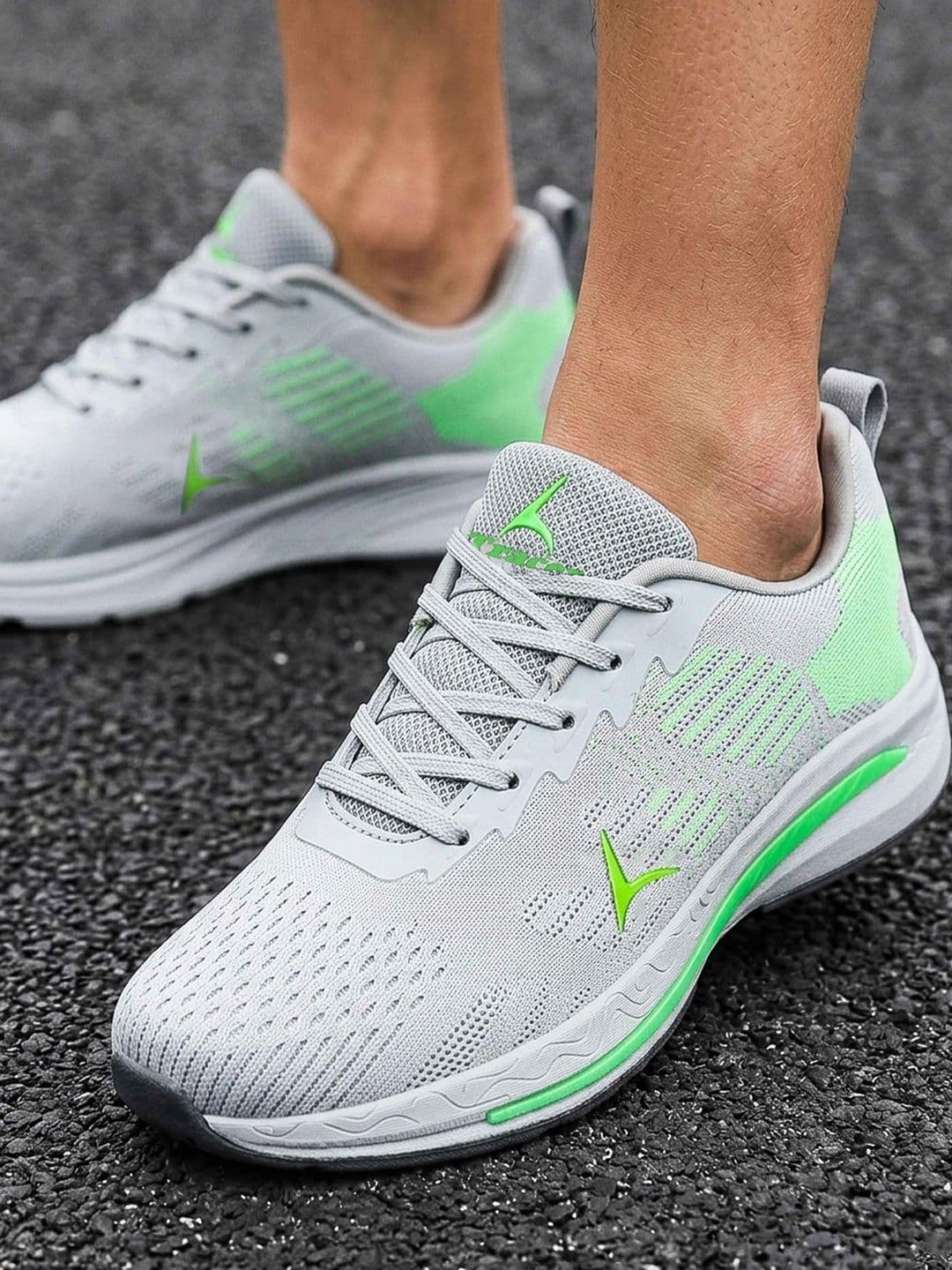 TRACER Women Mesh Running Non-Marking Shoes thumbnail 4