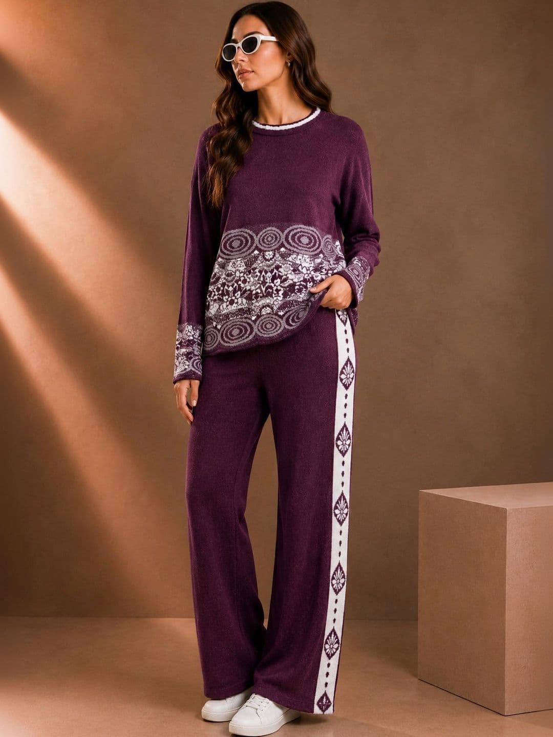 DUTCH DREAM Knitted Acrylic Self Design Tunic with Palazzos - view 1