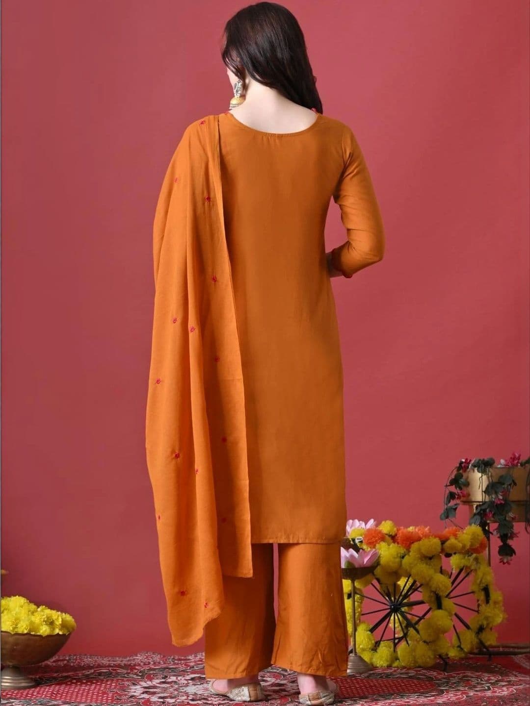 Anouk Women Ethnic Motifs Embroidered Regular Thread Work Pure Cotton Kurta with Trousers & With Dupatta thumbnail 6