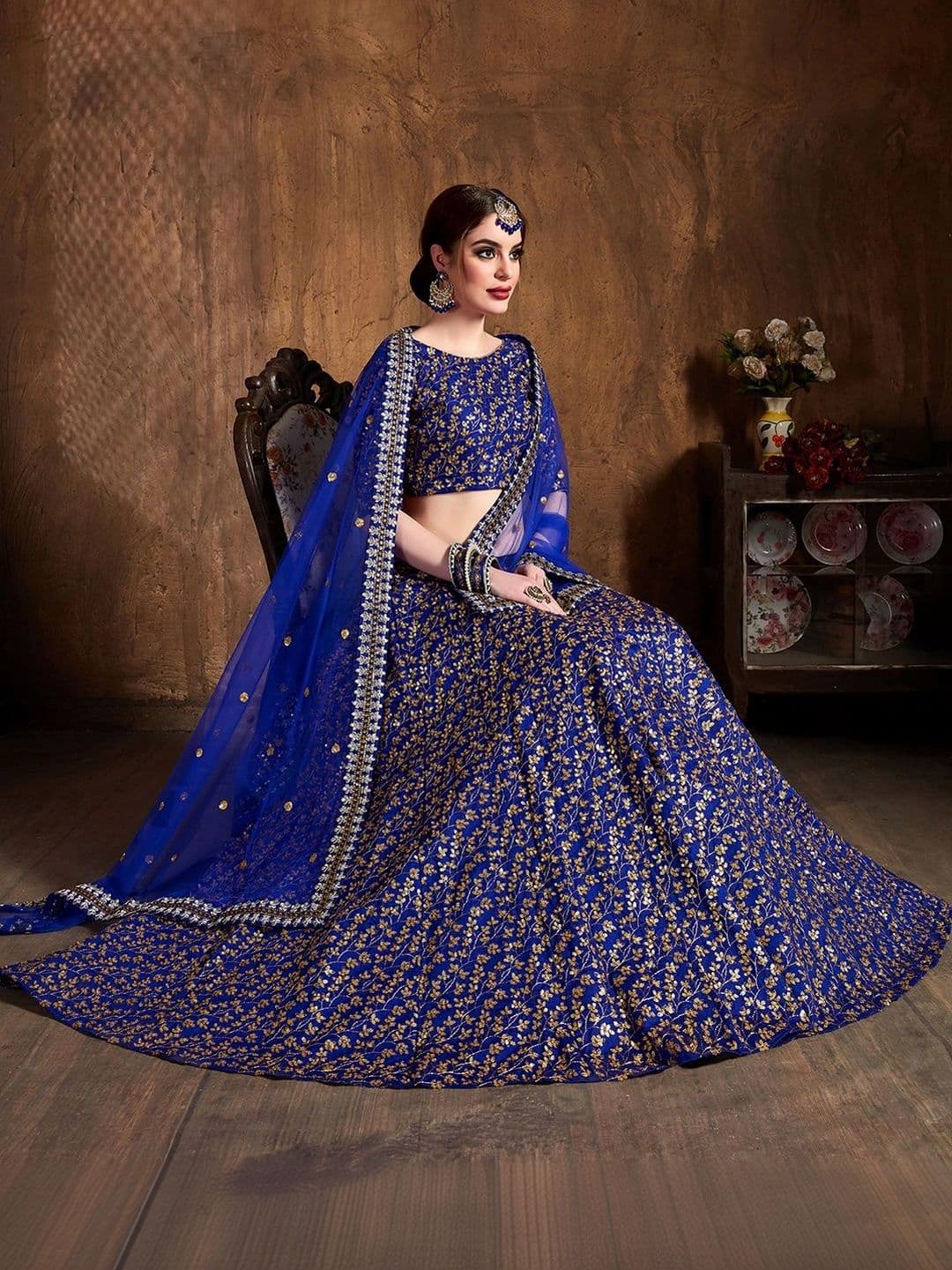 Zeel Clothing Embellished Sequinned Semi-Stitched Lehenga & Unstitched Blouse With Dupatta thumbnail 4