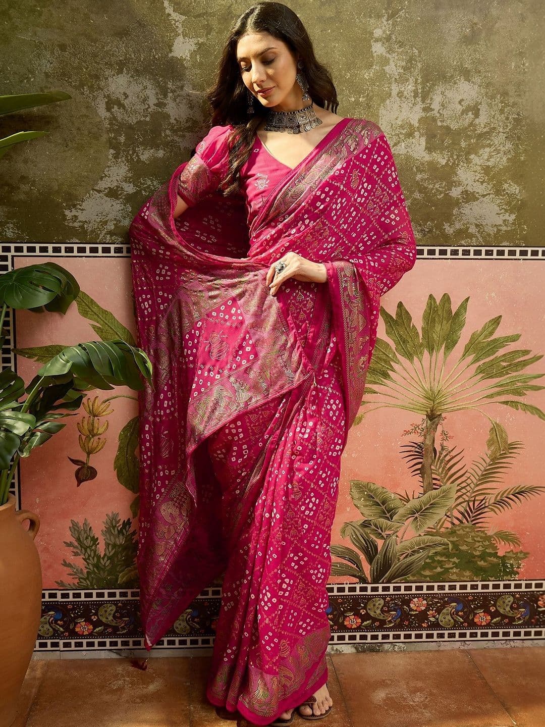 Sangria Printed Bandhani Sarees thumbnail 4