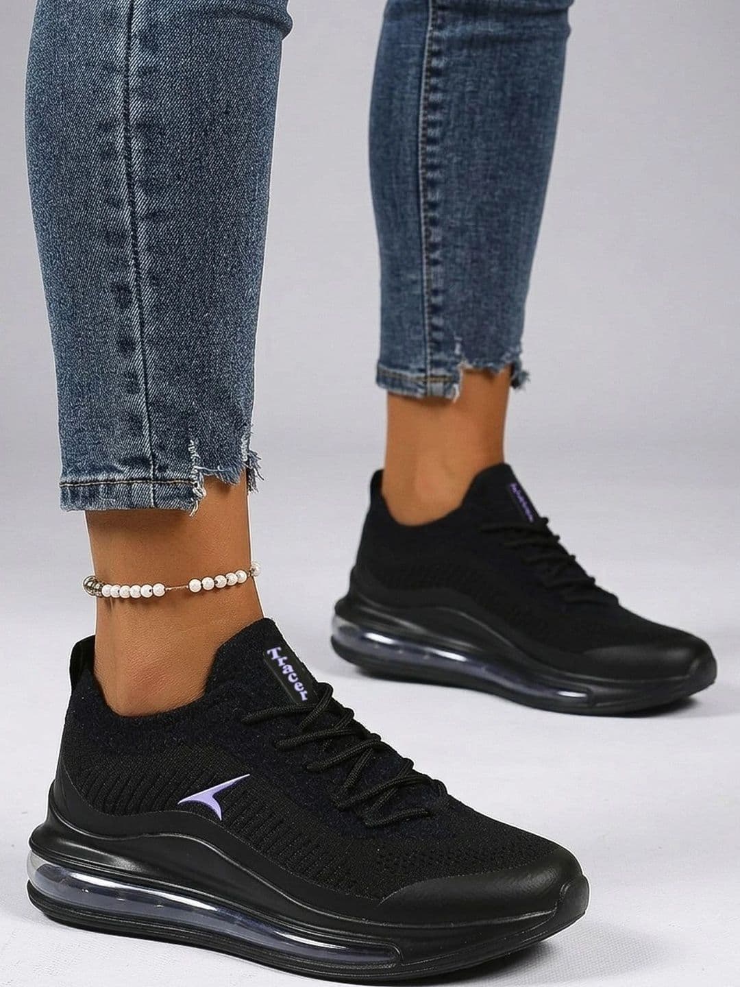 TRACER Women BLack Lace-Up Running Shoes with Air Cushion Midsole thumbnail 2