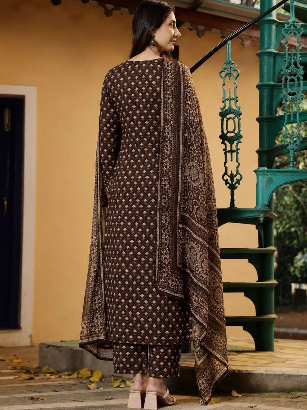 Anouk Women Ethnic Motifs Printed Regular Kurta with Trousers & With Dupatta thumbnail 3