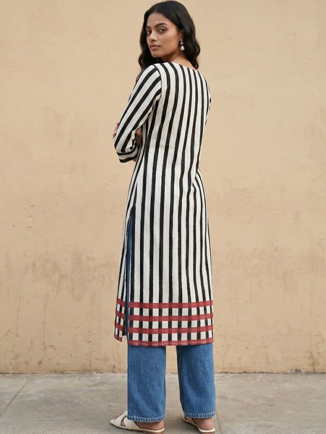AADVIKA Women Printed Kurta thumbnail 3