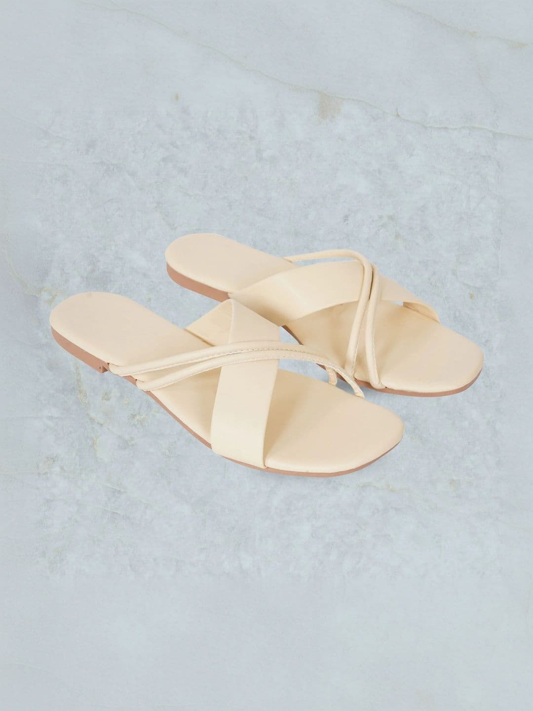Roadster Women Open Toe Flats thumbnail 2