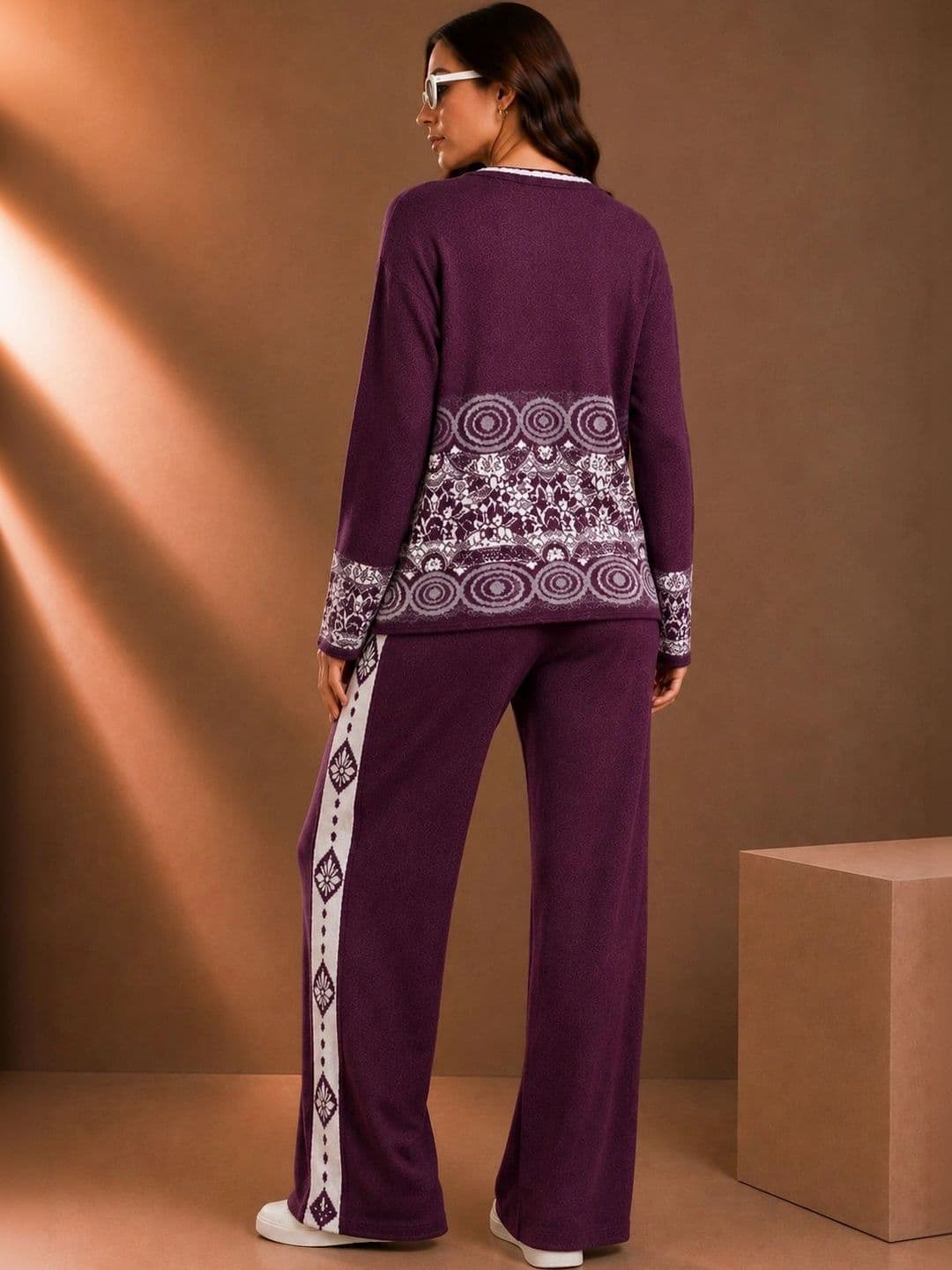 DUTCH DREAM Knitted Acrylic Self Design Tunic with Palazzos thumbnail 3