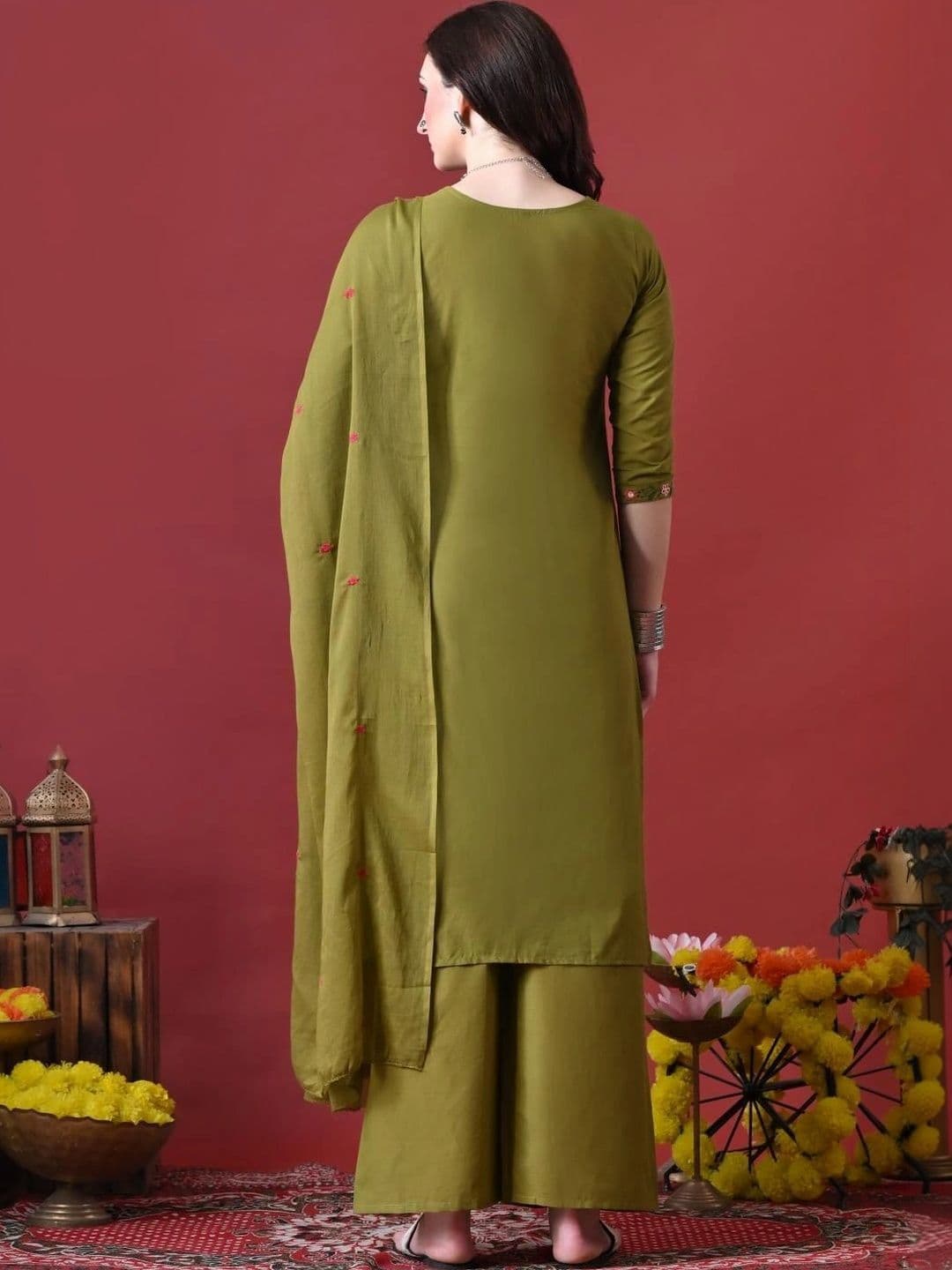 Anouk Women Floral Embroidered Regular Thread Work Pure Cotton Kurta with Palazzos & With Dupatta thumbnail 7