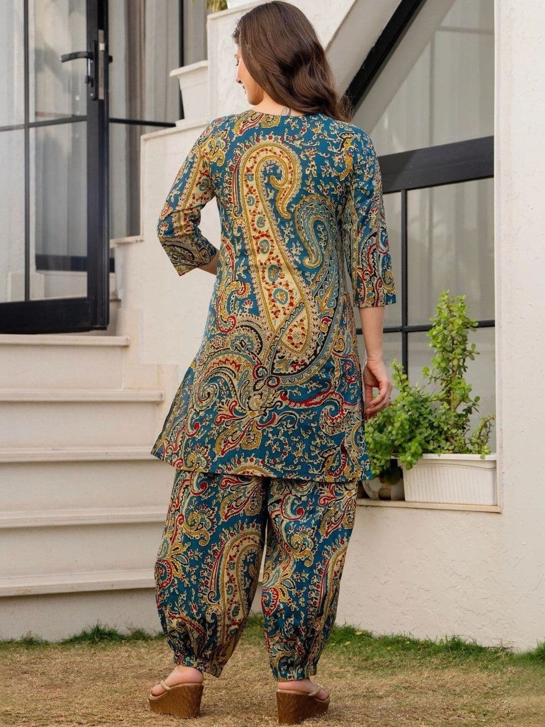 LIAPARO Floral Printed Tunic with Palazzos thumbnail 5