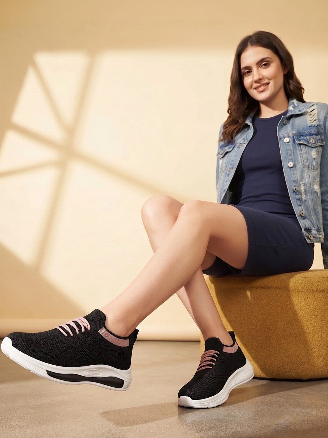 Roadster Women Mesh Walking Non-Marking Shoes thumbnail 3
