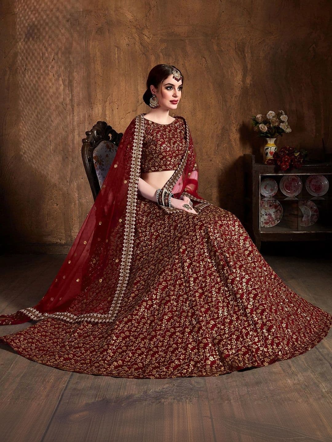 ETHNIC PLUS Embellished Sequinned Semi-Stitched Lehenga & Unstitched Blouse With Dupatta thumbnail 5