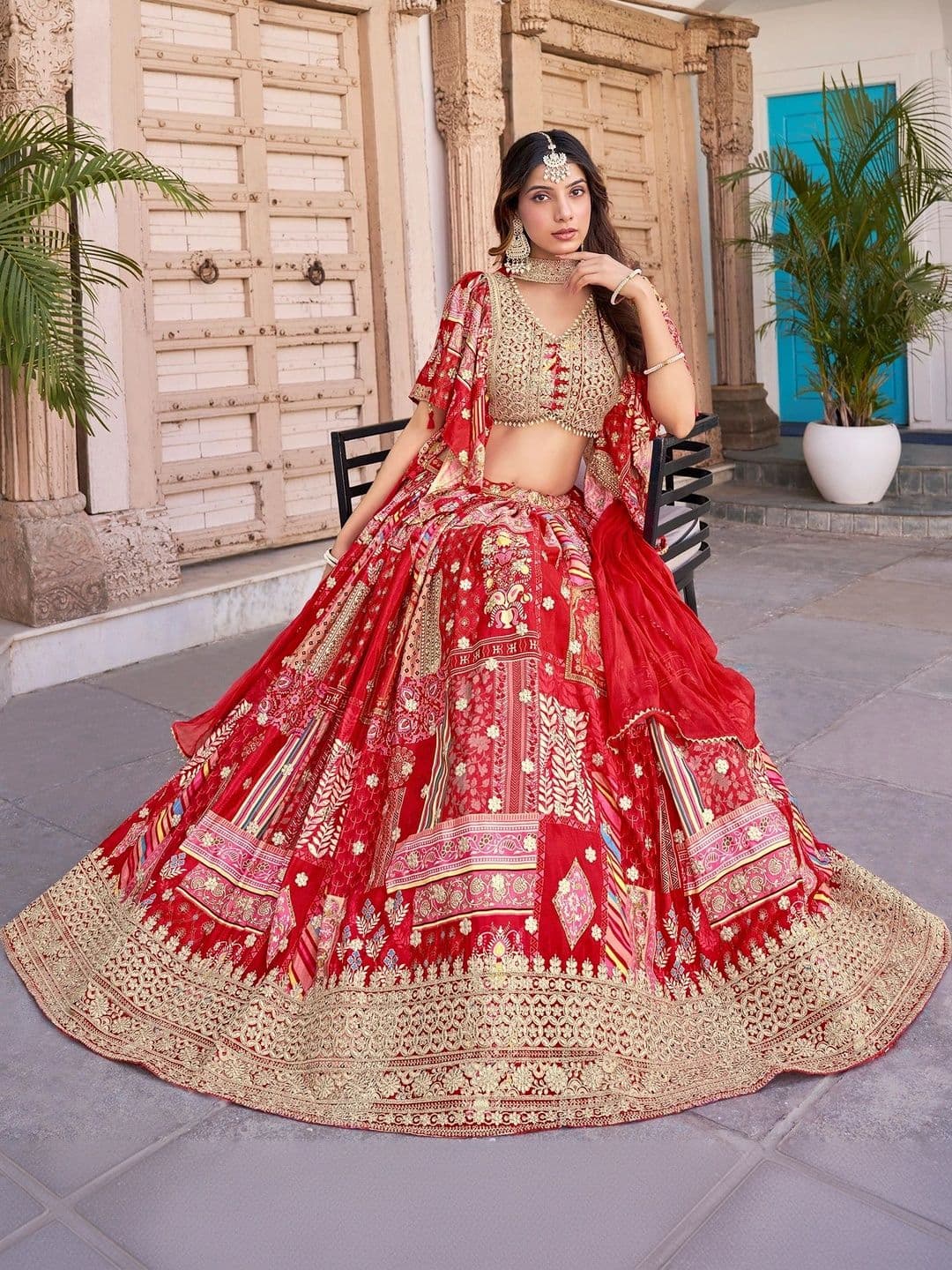 ETHNIC PLUS Embellished Semi-Stitched Lehenga & Unstitched Blouse With Dupatta thumbnail 4