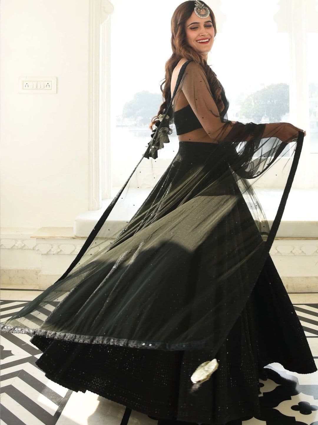 ETHNIC PLUS Embellished Sequinned Semi-Stitched Lehenga & Unstitched Blouse With Dupatta thumbnail 5