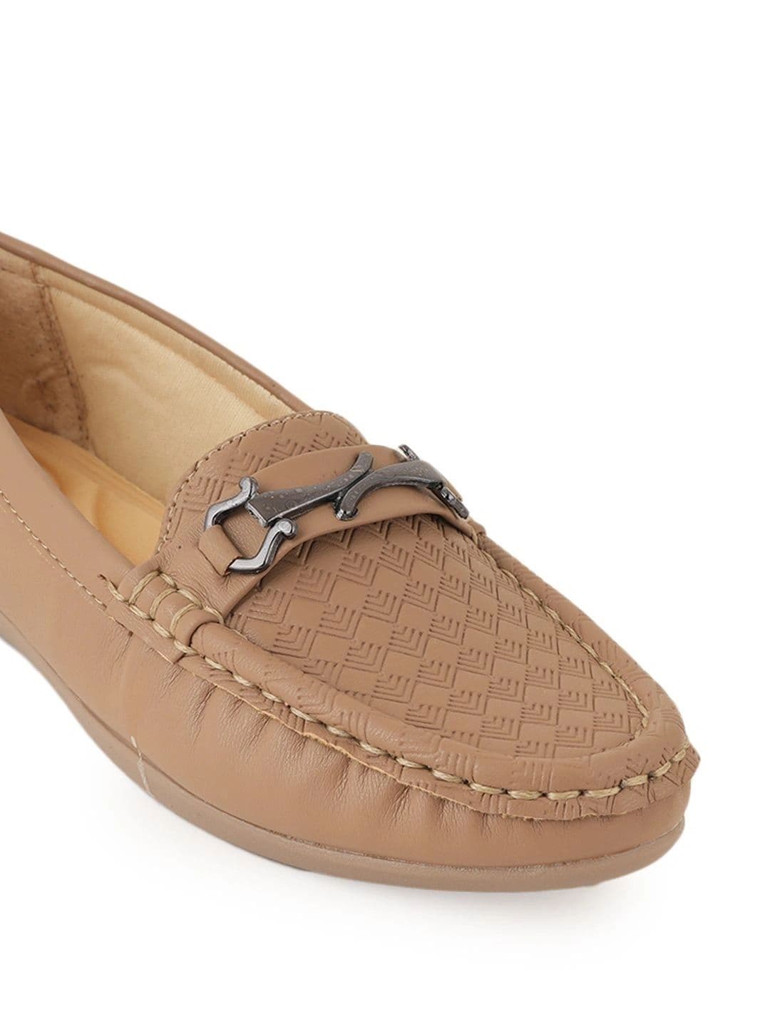 CORSICA Women Textured Loafers thumbnail 4