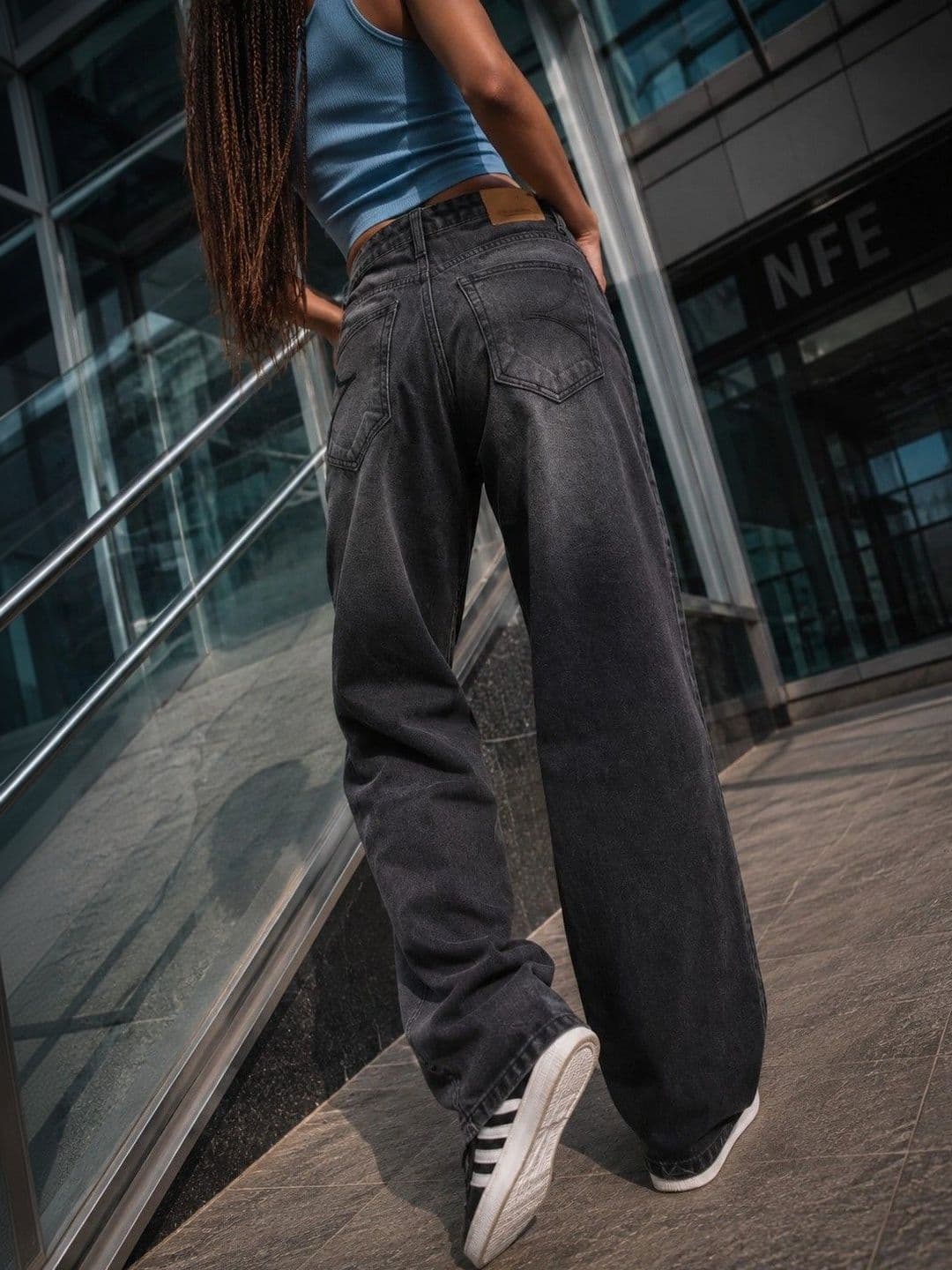 Bene Kleed Light Fade Relaxed Fit Jeans thumbnail 5
