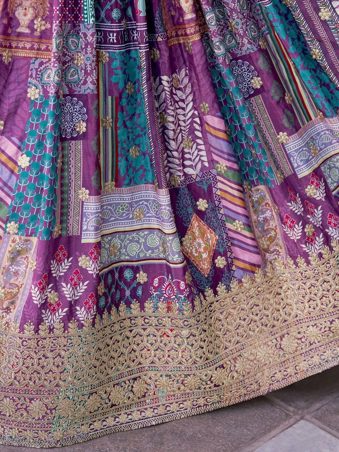 ETHNIC PLUS Embellished Thread Work Semi-Stitched Lehenga & Unstitched Blouse With Dupatta thumbnail 5