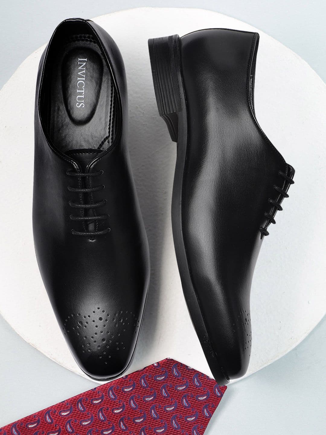 INVICTUS Men Black Formal Oxfords - view 1