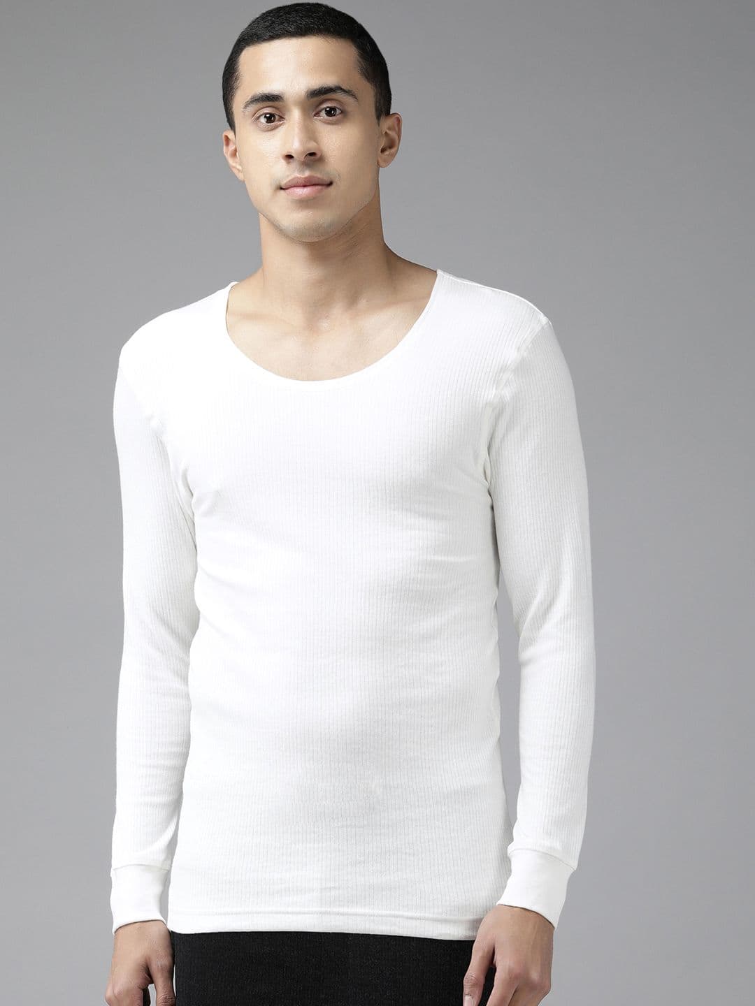 Van Heusen Innerwear Men White Solid Antibacterial Low Neck Thermal Top - view 1