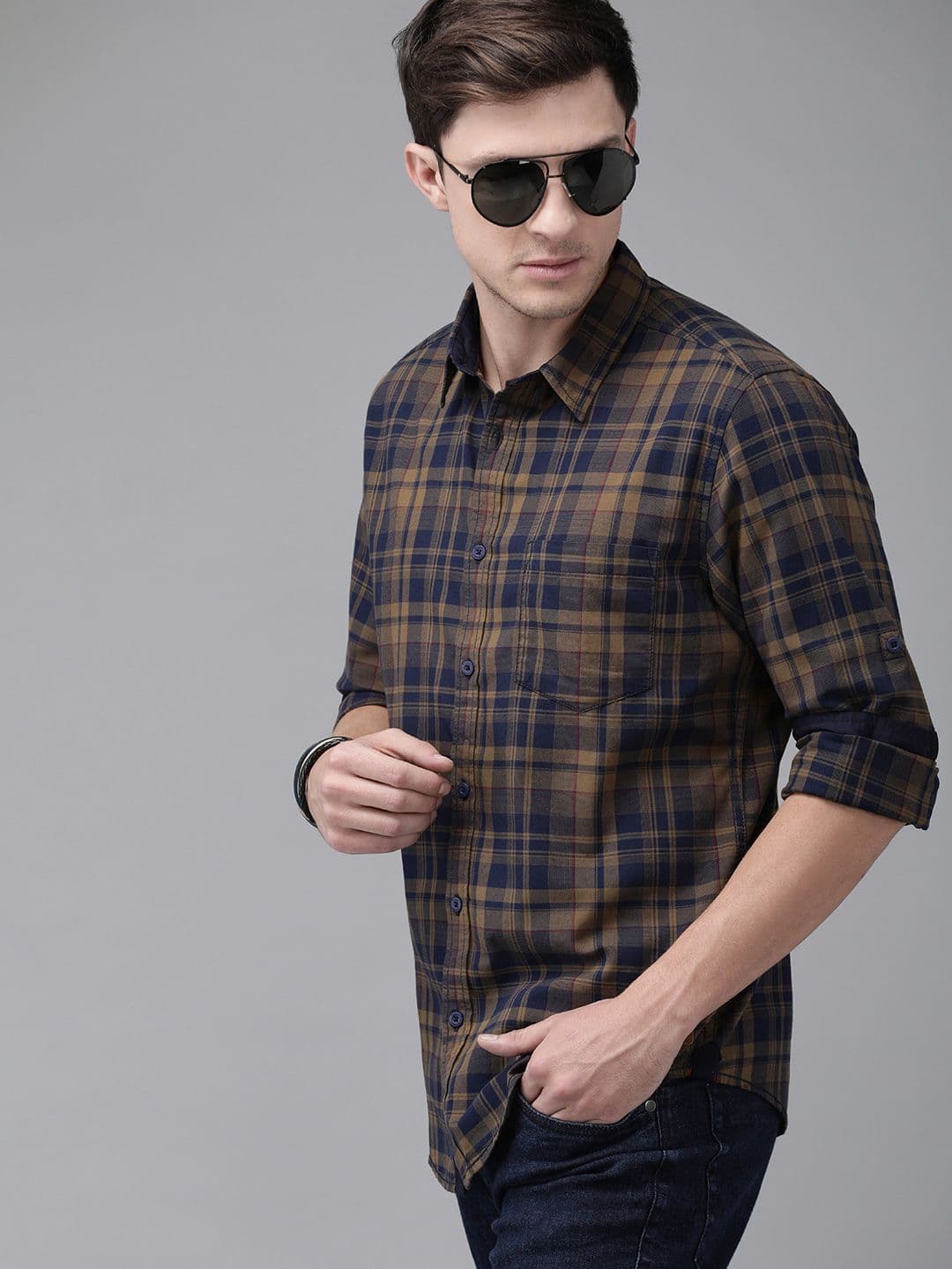 Roadster Men Olive Brown & Navy Blue Checked Pure Cotton Casual Shirt - view 1