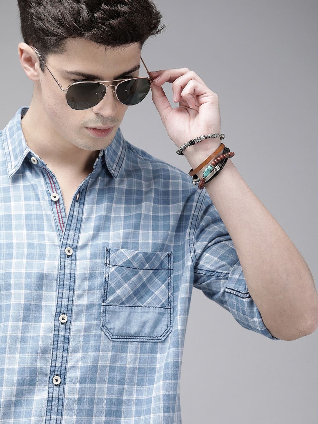 Roadster Men Blue Regular Fit Checked Casual Shirt - view 1
