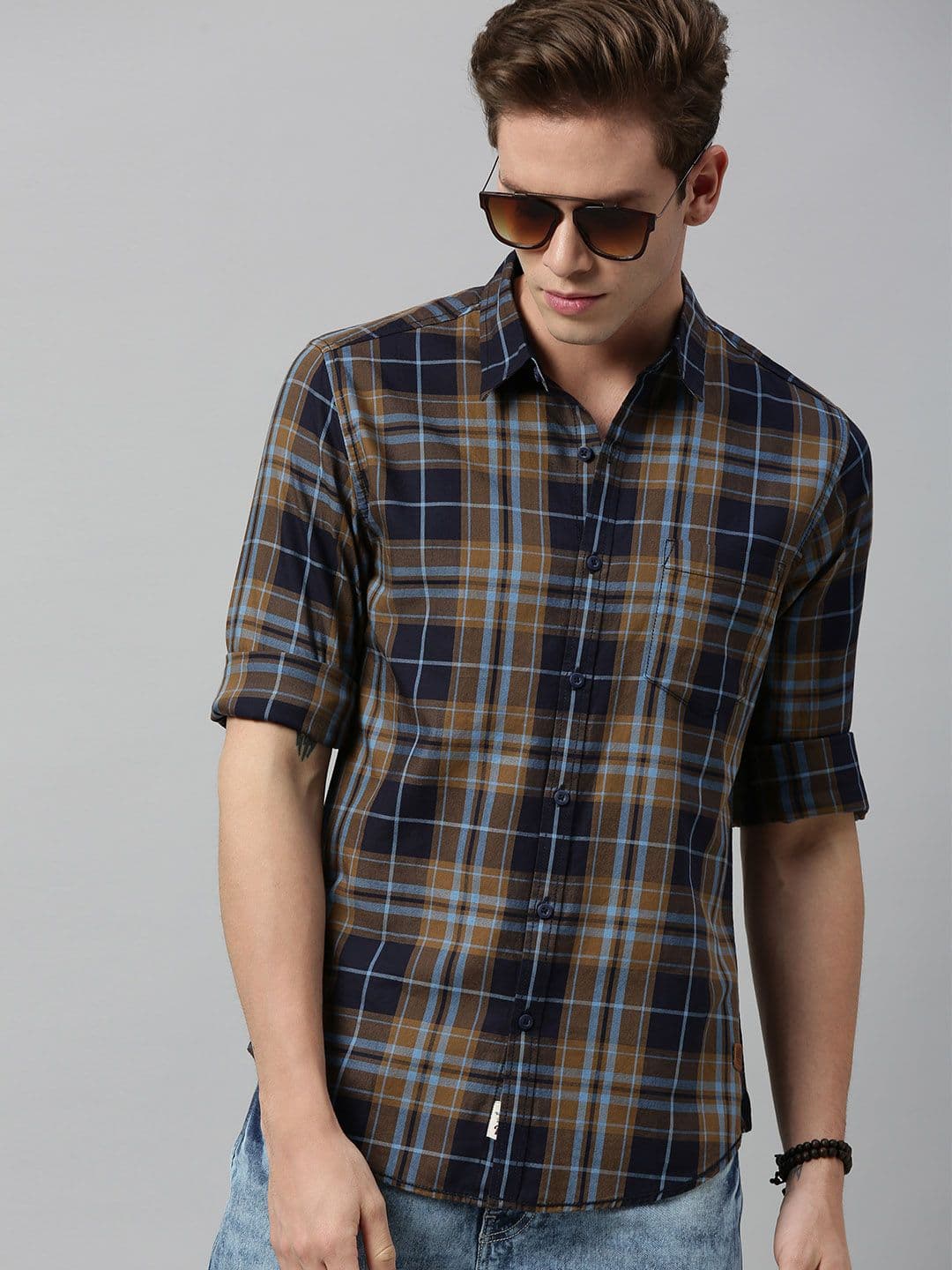 Roadster Men Charcoal Grey & Blue Regular Fit Checked Casual Sustainable Shirt - view 1