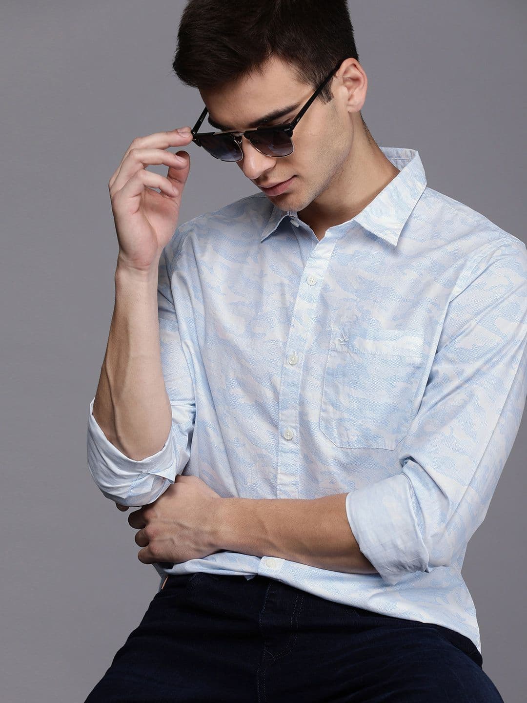 WROGN Men Blue & White Slim Fit Printed Casual Shirt - view 1