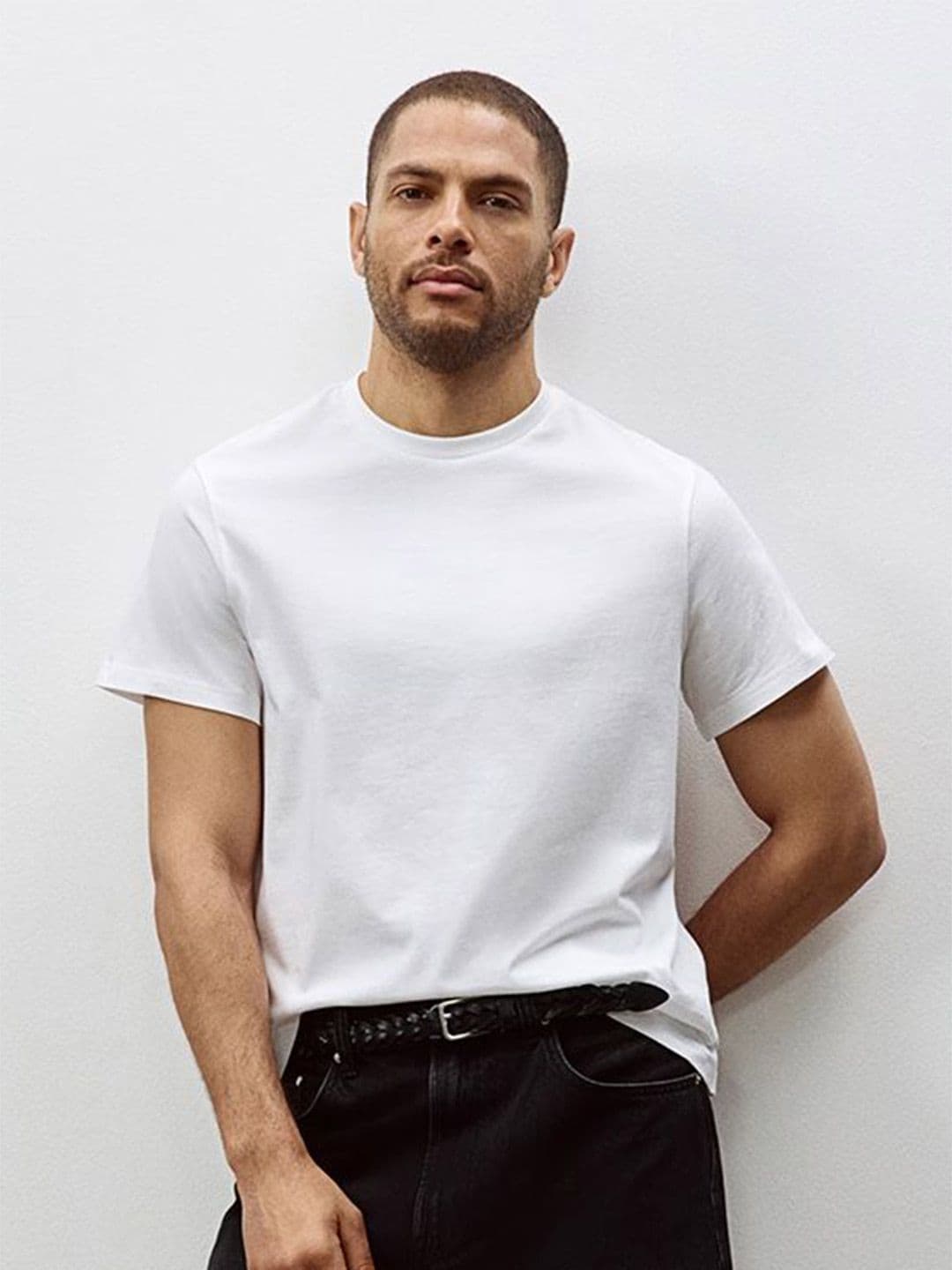 H&M HM Men White Solid Cotton Pure Cotton T-shirt Regular Fit
